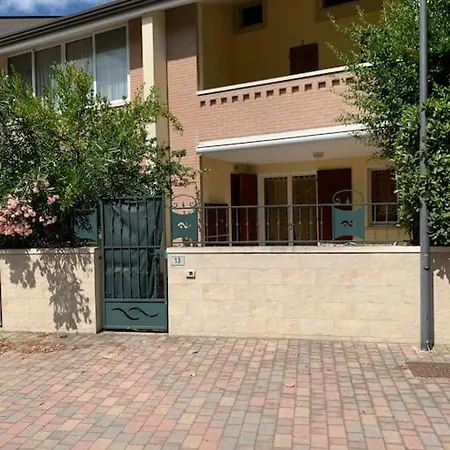 Holiday home Accogliente Villetta Per Famiglie E Coppie